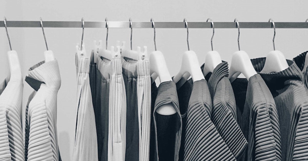 Minimalistisk garderobe: 4 til at minimere tøjbudgettet -