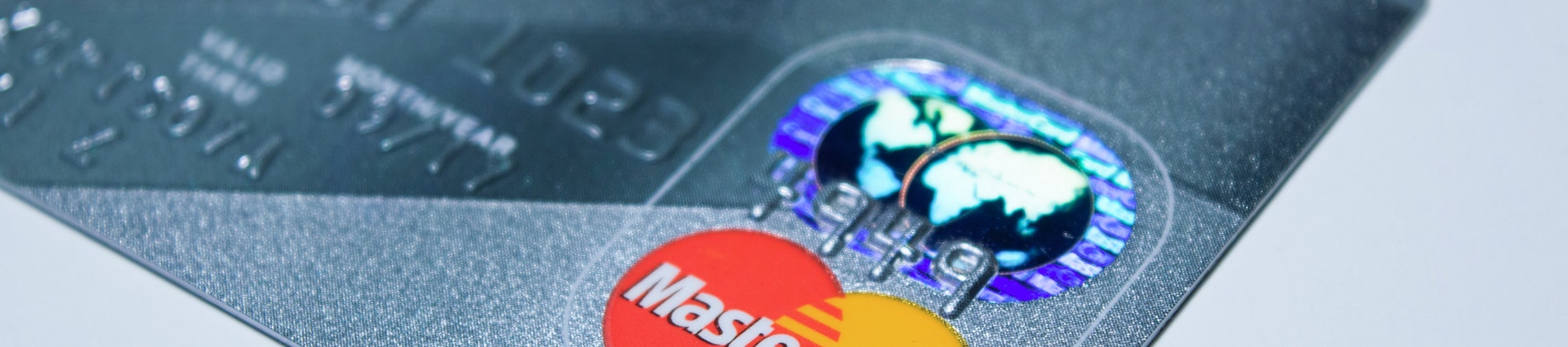 Visa Dankort, Mastercard og Apple Pay:  Her er alt det, du skal vide om betalingskort i 2019